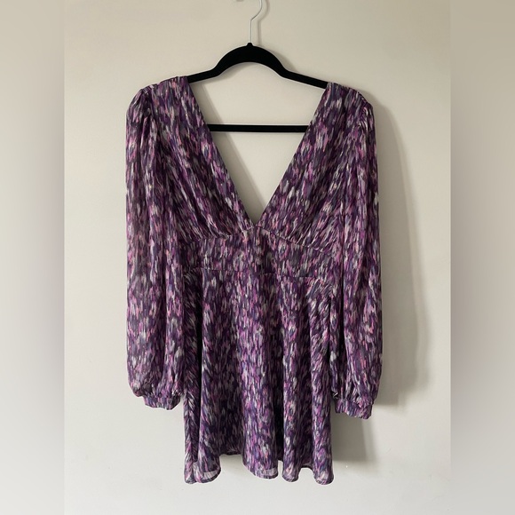 Dynamite Purple Patterned Dress 💜💜 - Picture 2 of 5